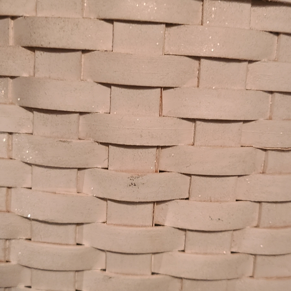 Snowflakes are Angel Kisses" Hinged basket Lid - Picture 7 of 14